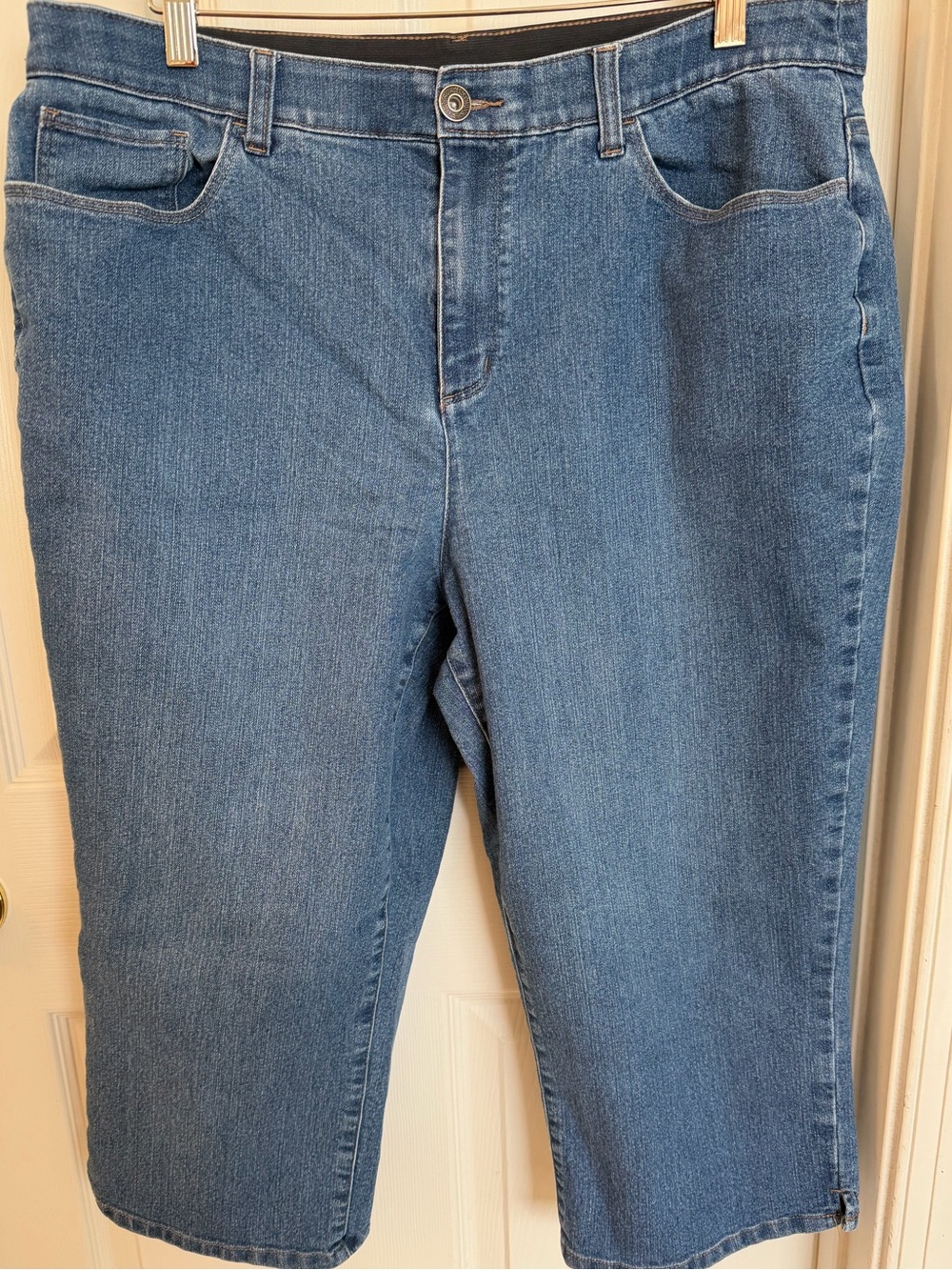 Christopher & Banks Stretch Denim Jean Capris Sz 16